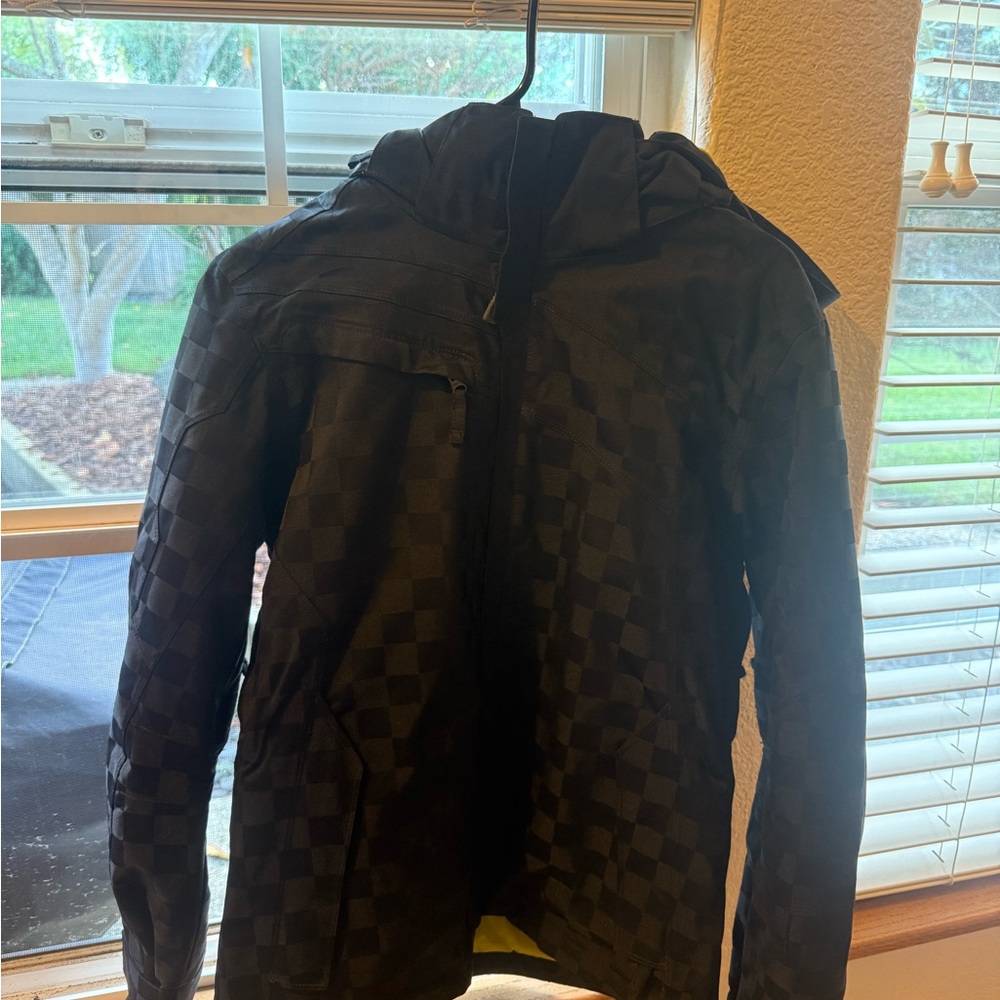 Trilogy Powder Room Jacket. NWOT. Womens size S.